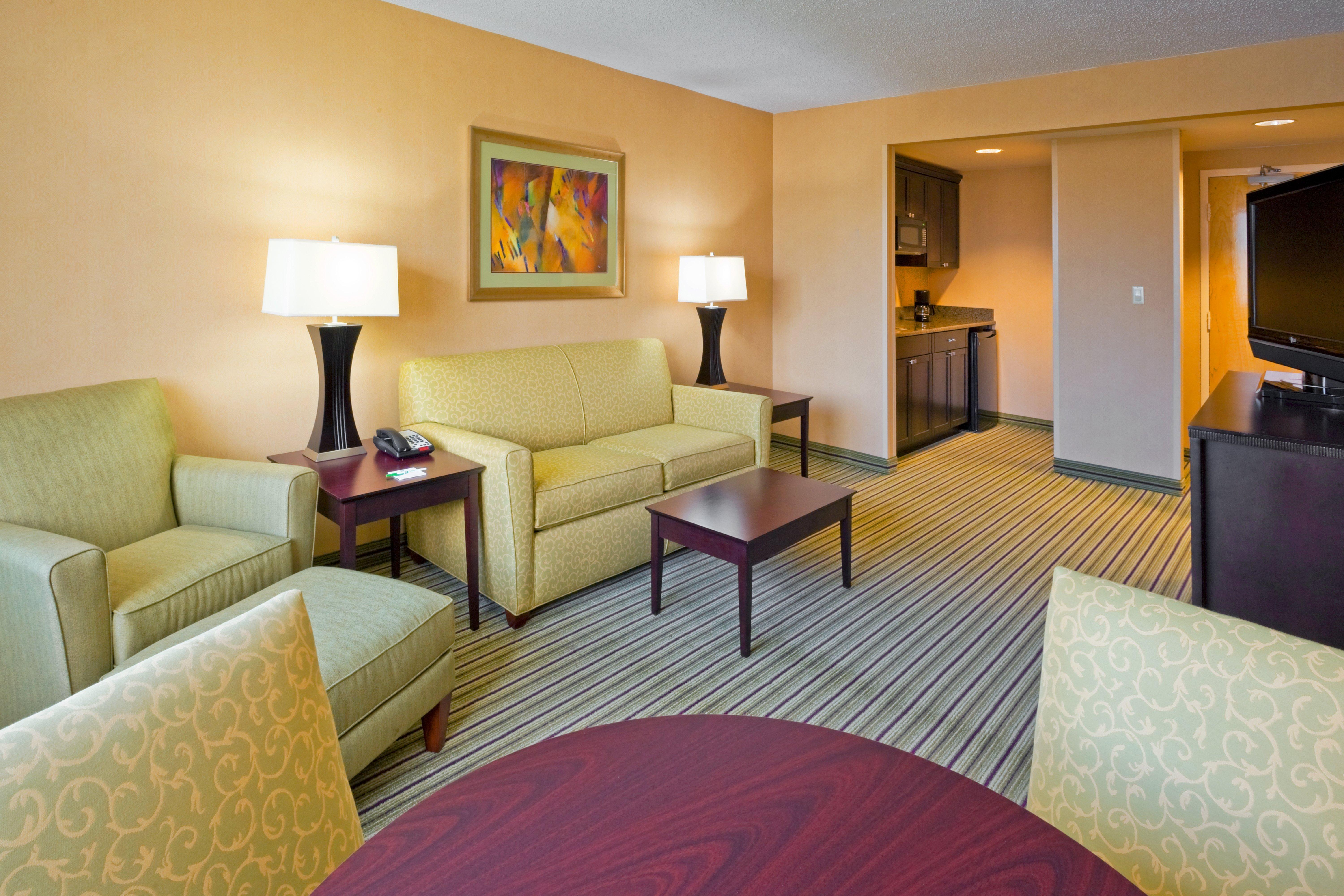 Holiday Inn & Suites Parsippany Fairfield, An Ihg Hotel Eksteriør billede